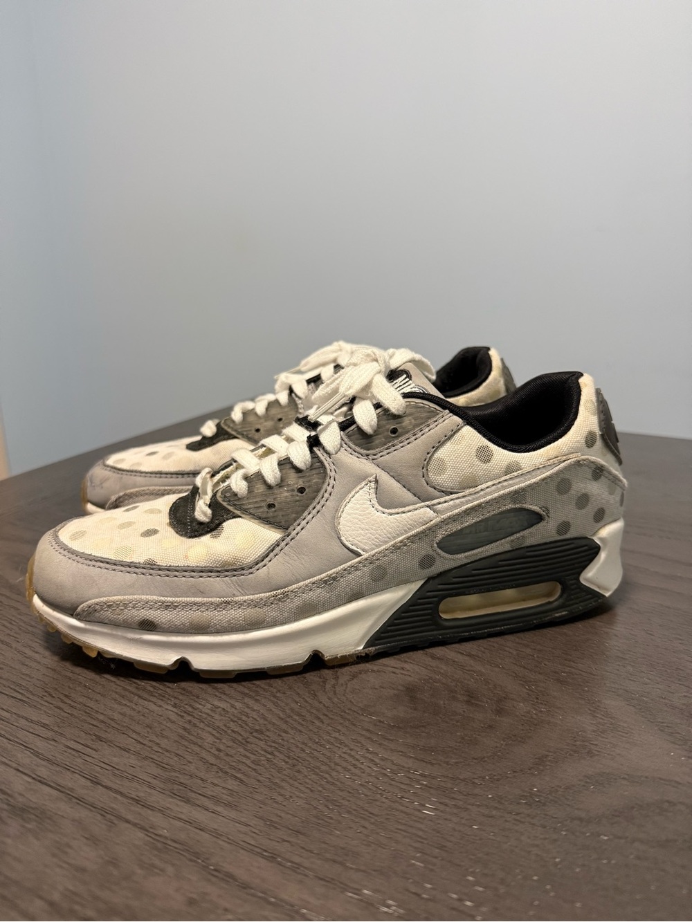 Nike Air Max 90 Polka Dot Men’s Size 9.5 White Gray Black CZ1929-100